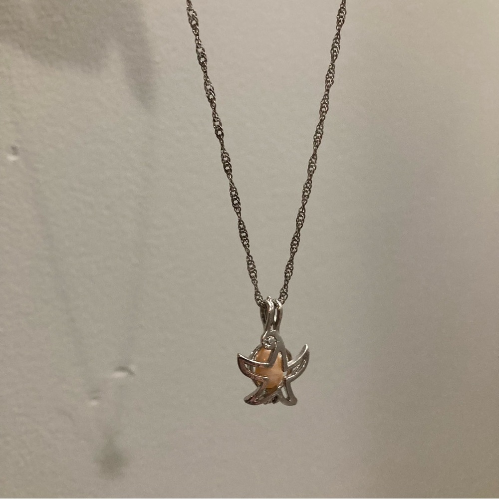 4/$10 - Delicate Starfish Necklace - Silver